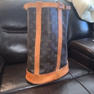Vintage Louis Vuitton Randonnee AS0996 1996